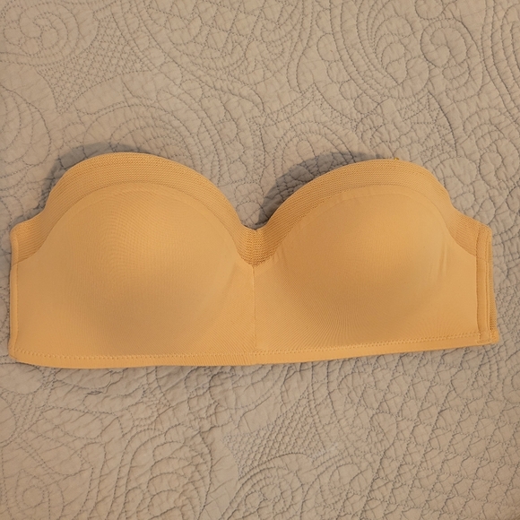 Wireless Strapless All. You. Lively Bra - Picture 5 of 5
